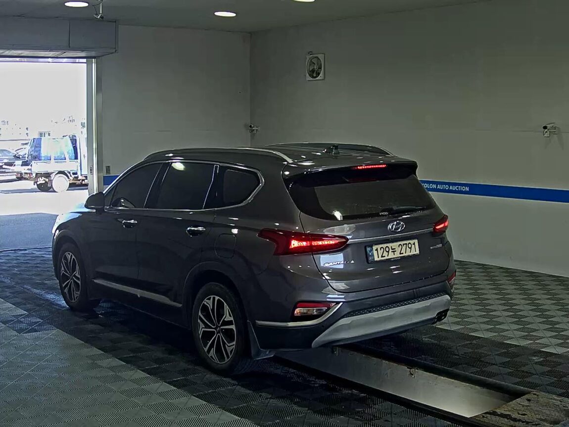 HYUNDAI SANTA FE (TM) R2.0 2WD EXCLUSIVE SPECIAL 2019 - zdjęcie 6