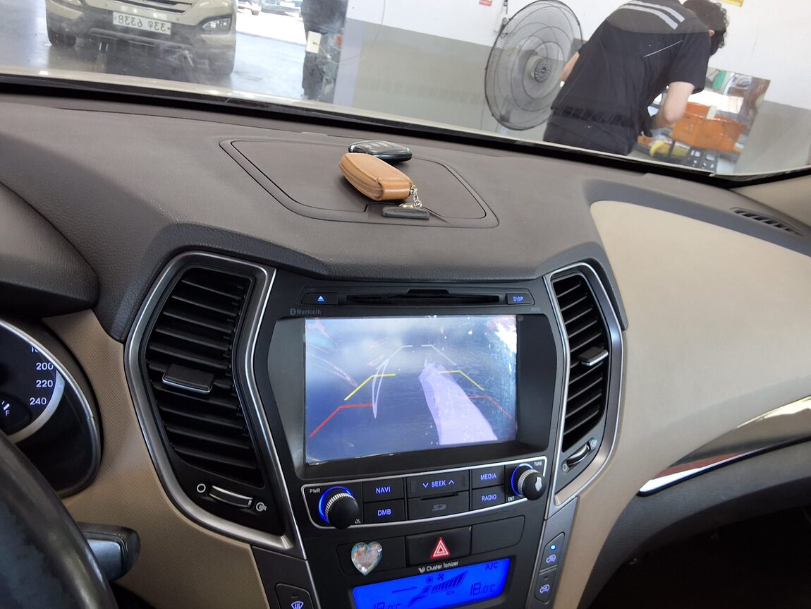 HYUNDAI SANTA FE (DM) DIESEL R2.0 4WD PREMIUM 2013 - zdjęcie 17