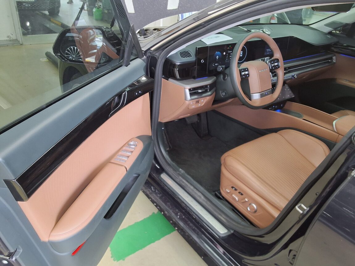 HYUNDAI THE ALL NEW GRANDEUR GASOLINE 3.5 AWD CALLIGRAPHY 2023 - zdjęcie 11