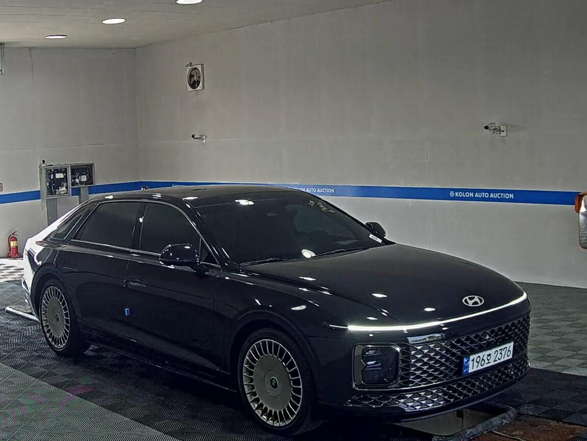 HYUNDAI THE ALL NEW GRANDEUR GASOLINE 3.5 AWD CALLIGRAPHY 2023 - zdjęcie 3