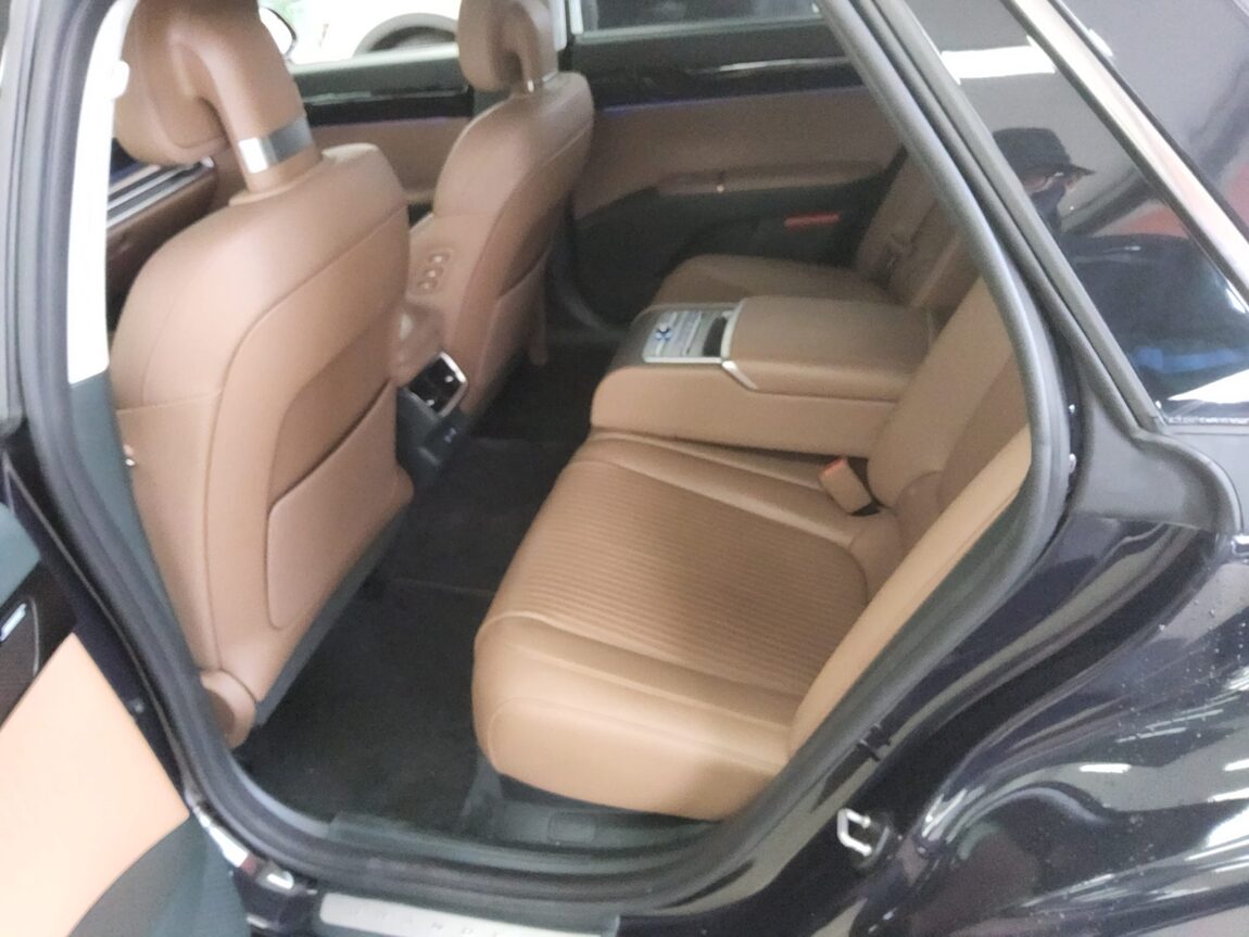 HYUNDAI THE ALL NEW GRANDEUR GASOLINE 3.5 AWD CALLIGRAPHY 2023 - zdjęcie 16