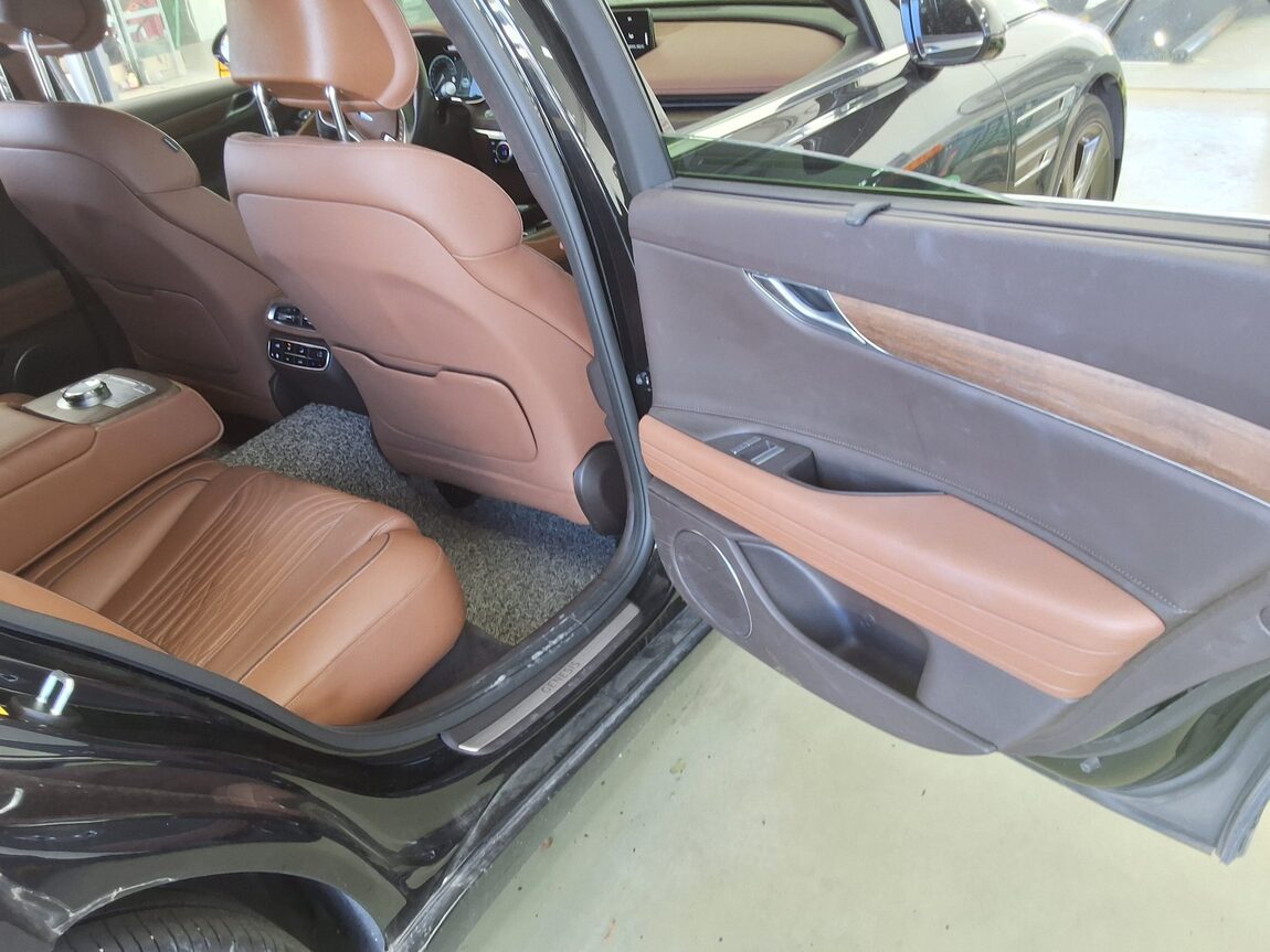 GENESIS THE ALL NEW G80 GASOLINE 2.5 2WD BASE MODEL 2023 - zdjęcie 17