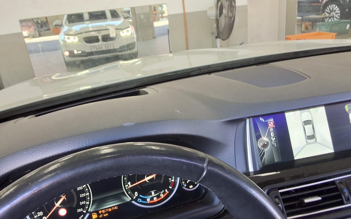 BMW 5 SERIES (6TH GEN) 528i xDRIVE 2014 - zdjęcie 19