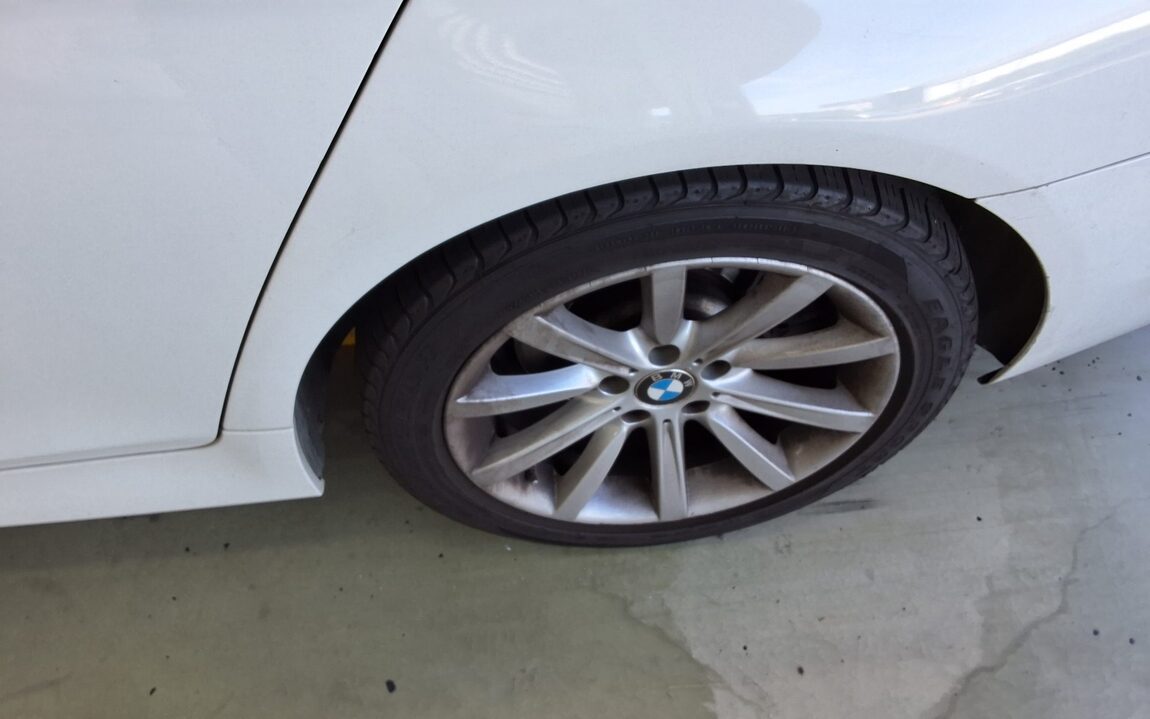BMW 5 SERIES (6TH GEN) 528i xDRIVE 2014 - zdjęcie 25