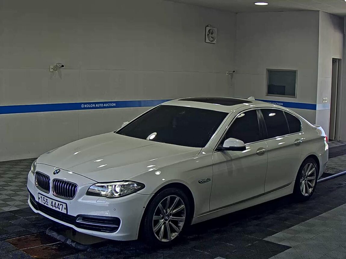 BMW 5 SERIES (6TH GEN) 528i xDRIVE 2014 - zdjęcie 2