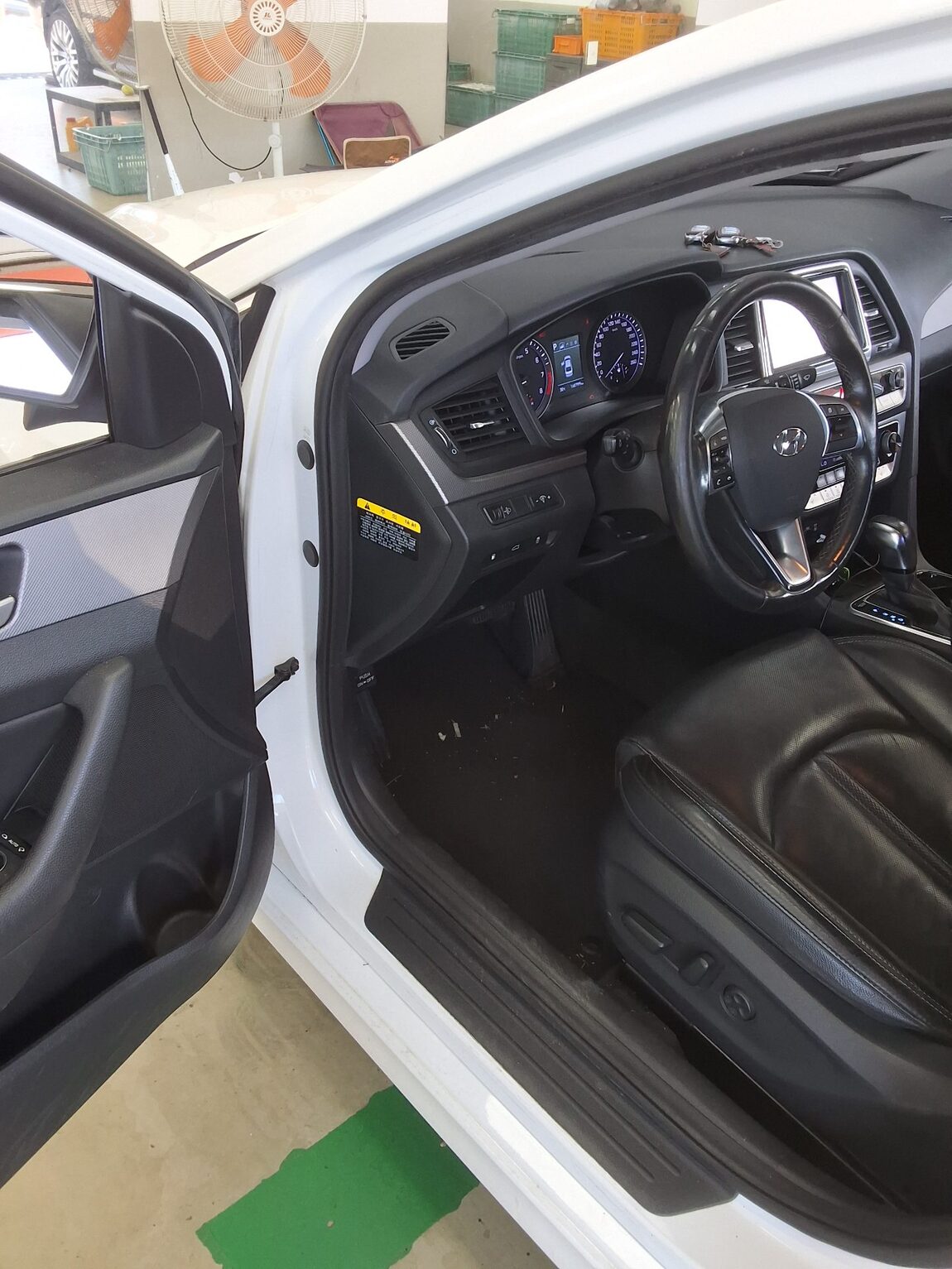 HYUNDAI LF SONATA NEW RISE LPi RENTAL CAR MODERN 2018 - zdjęcie 10