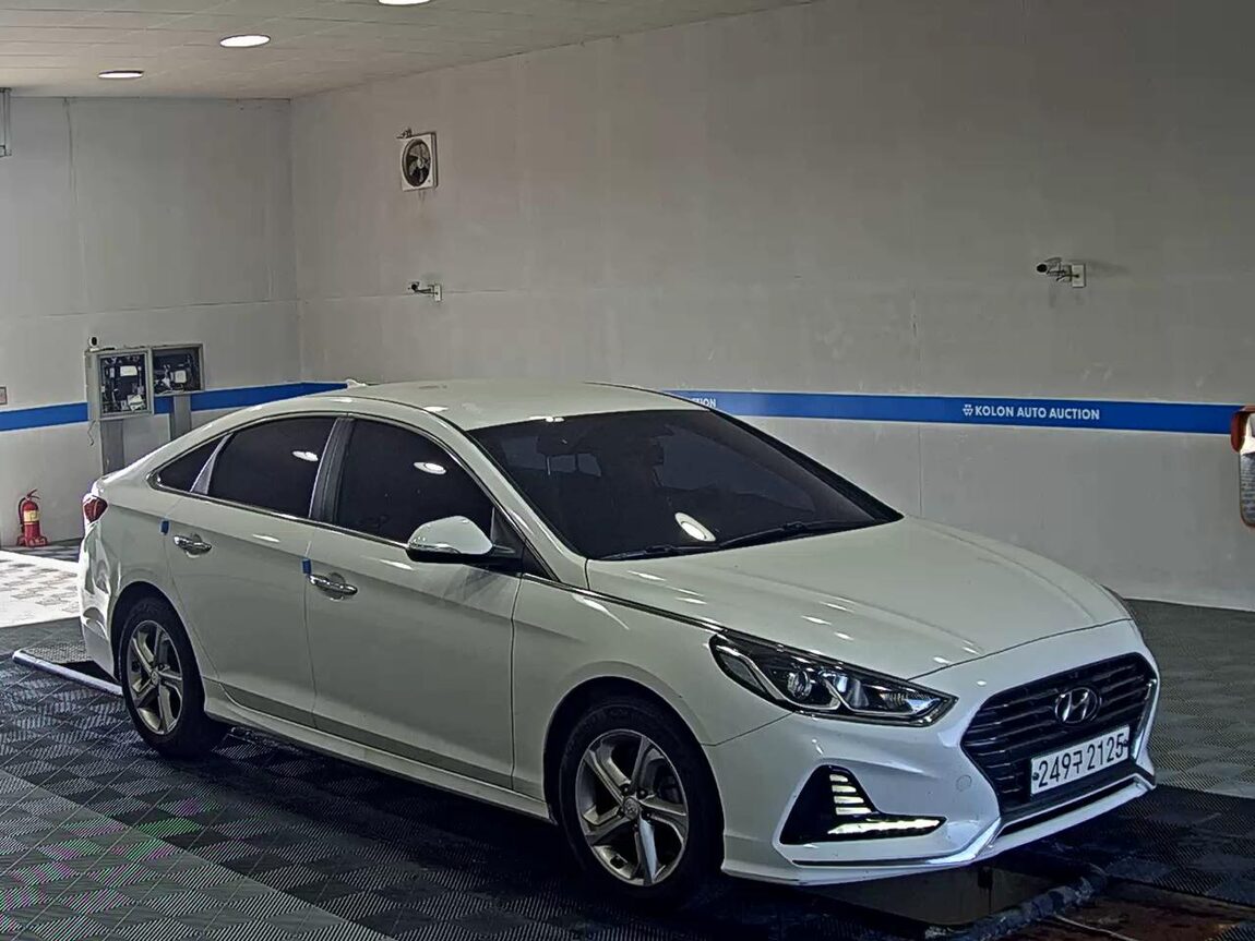 HYUNDAI LF SONATA NEW RISE LPi RENTAL CAR MODERN 2018 - zdjęcie 3