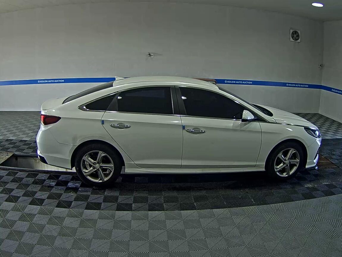 HYUNDAI LF SONATA NEW RISE LPi RENTAL CAR MODERN 2018 - zdjęcie 4