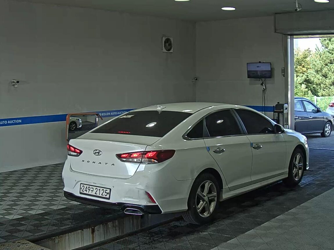 HYUNDAI LF SONATA NEW RISE LPi RENTAL CAR MODERN 2018 - zdjęcie 5