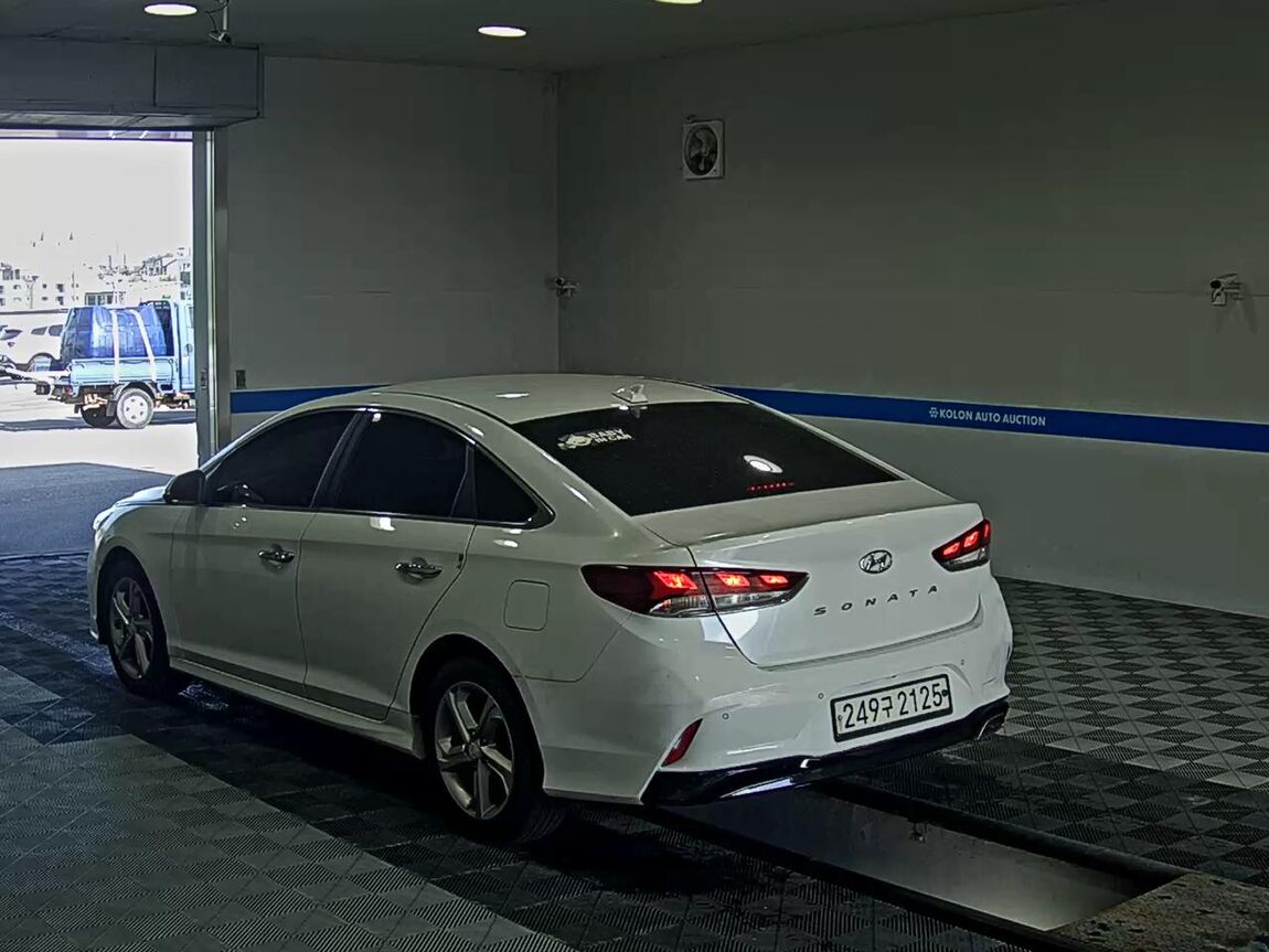 HYUNDAI LF SONATA NEW RISE LPi RENTAL CAR MODERN 2018 - zdjęcie 6