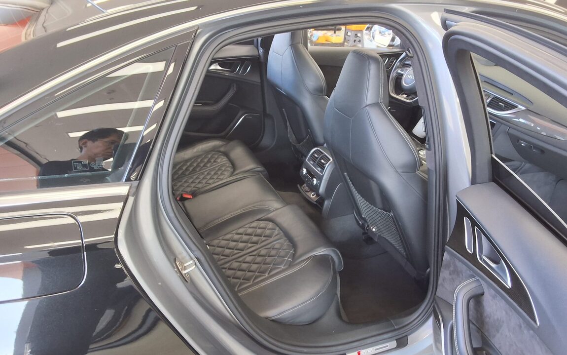 AUDI S6 (4TH GEN) 4.0 TFSI QUATTRO SPORT 2016 - zdjęcie 13