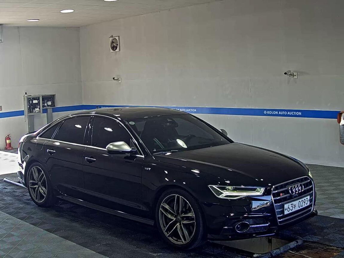 AUDI S6 (4TH GEN) 4.0 TFSI QUATTRO SPORT 2016 - zdjęcie 3