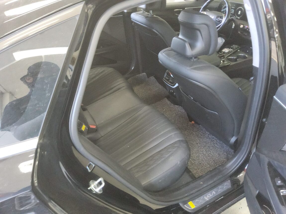 KIA K8 HYBRID HEV SIGNATURE 2023 - zdjęcie 13