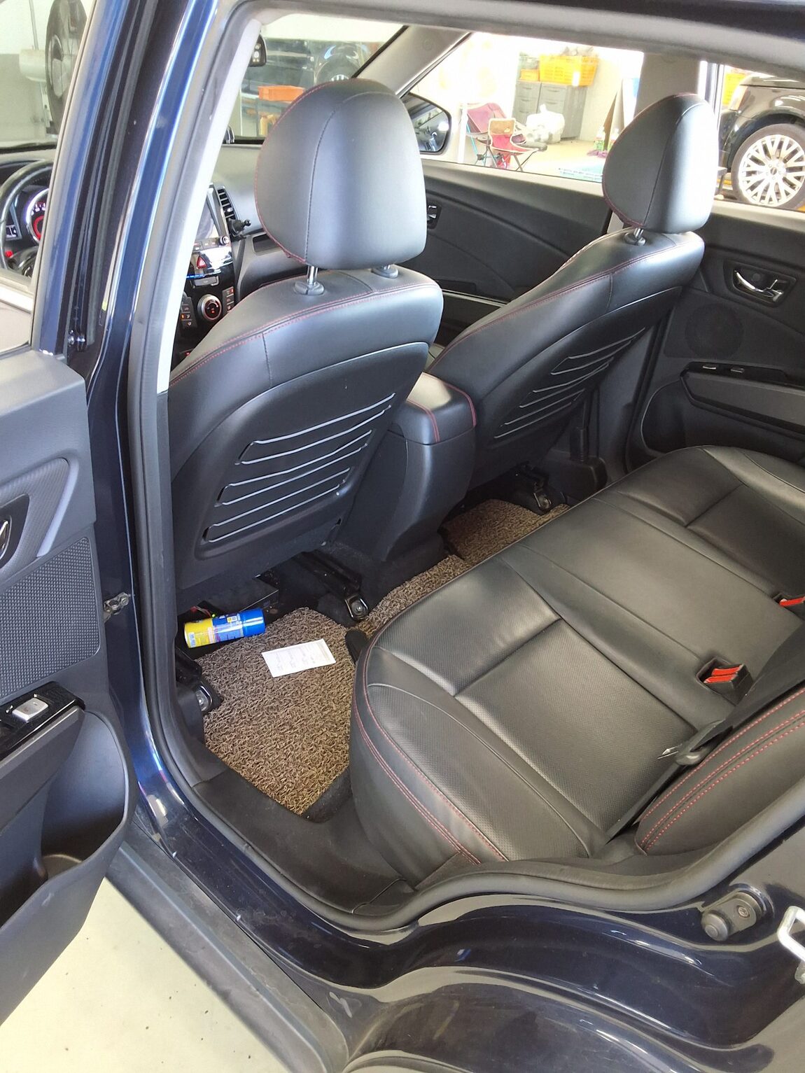 KG MOBILITY (SSANGYONG) TIVOLI AIR DIESEL 2WD IX 2017 - zdjęcie 12