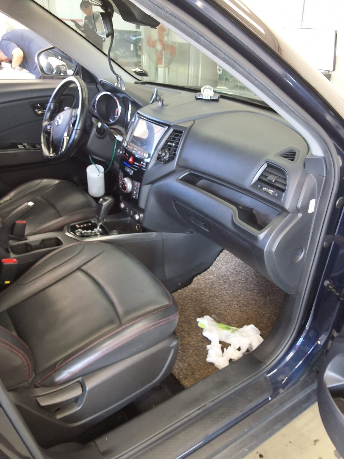 KG MOBILITY (SSANGYONG) TIVOLI AIR DIESEL 2WD IX 2017 - zdjęcie 14