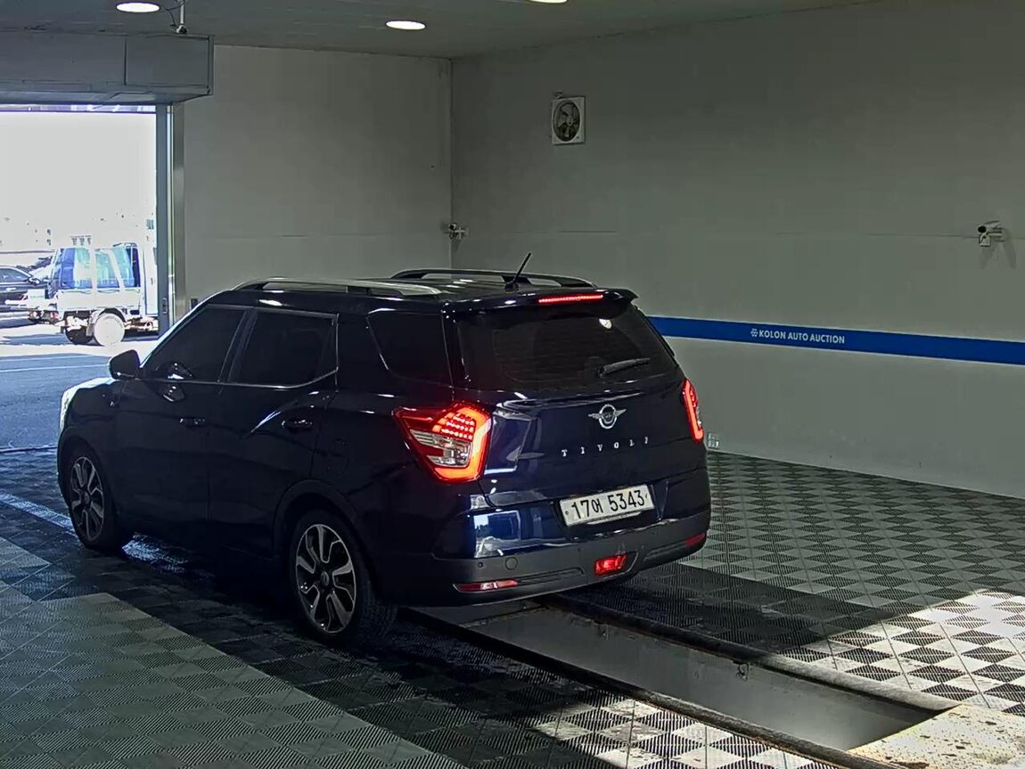 KG MOBILITY (SSANGYONG) TIVOLI AIR DIESEL 2WD IX 2017 - zdjęcie 6