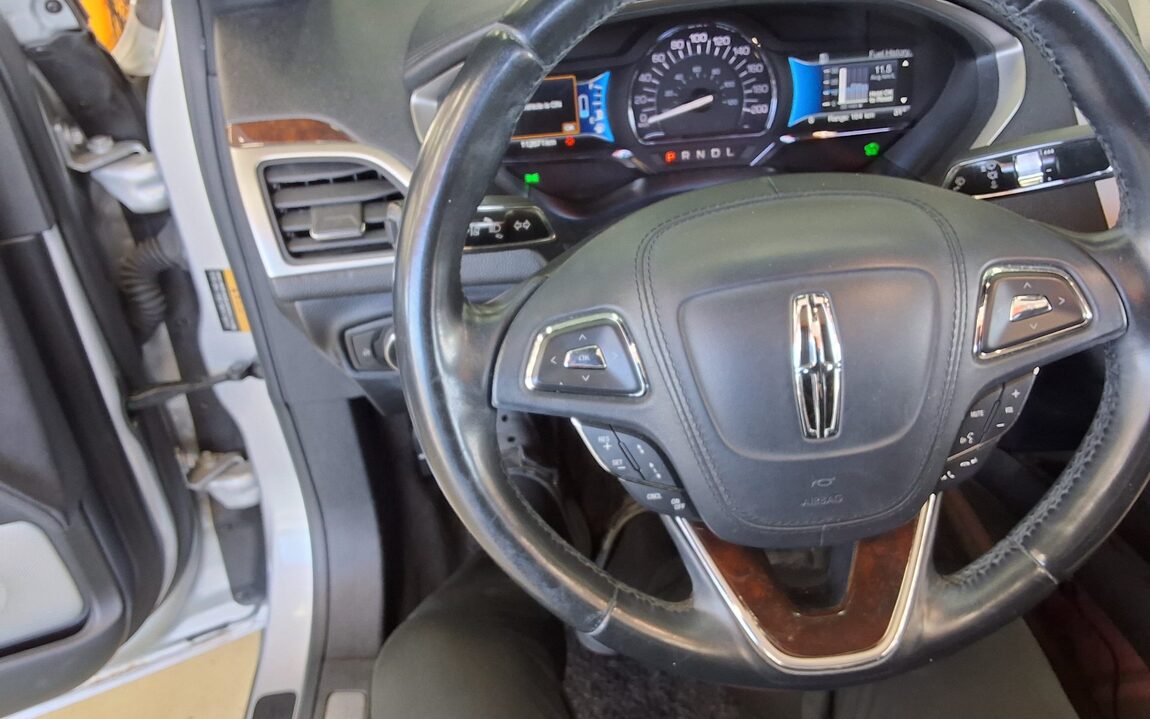LINCOLN NEW MKZ 2.0 HYBRID RESERVE 2017 - zdjęcie 17