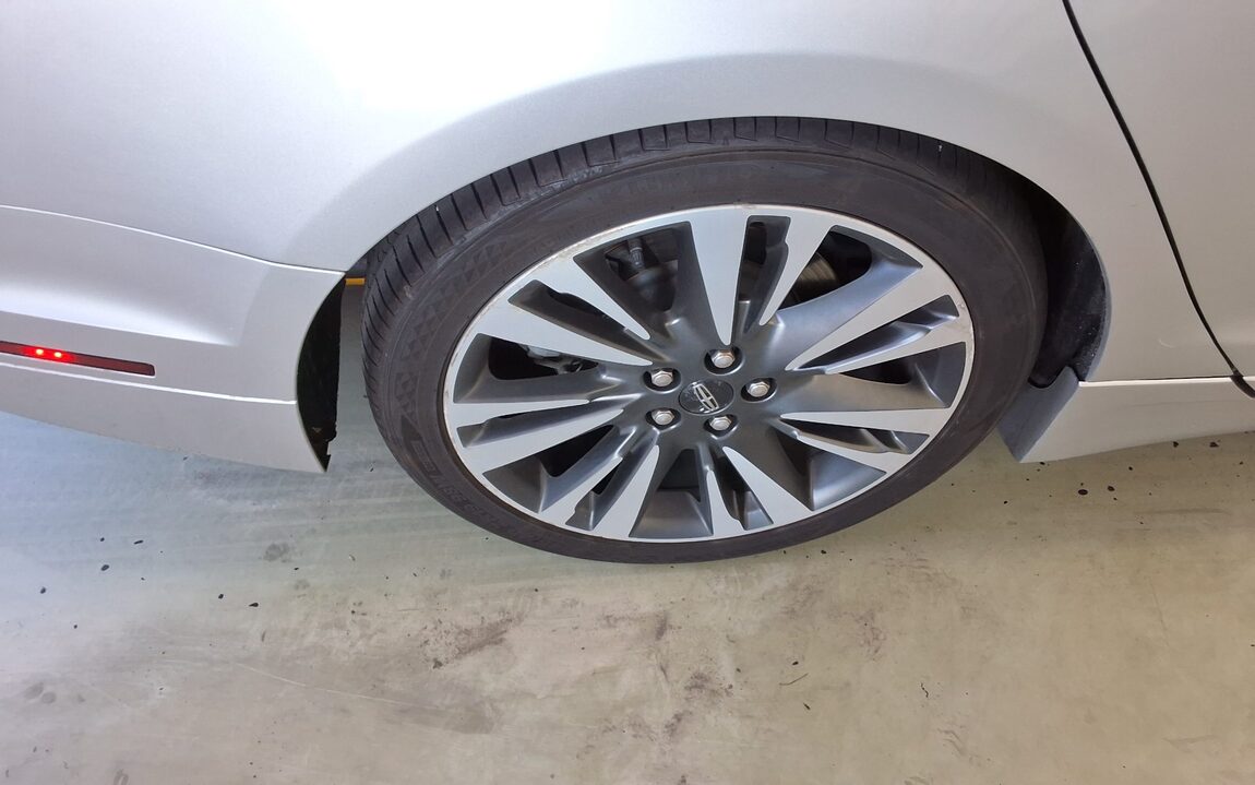 LINCOLN NEW MKZ 2.0 HYBRID RESERVE 2017 - zdjęcie 27