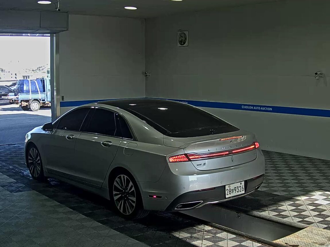 LINCOLN NEW MKZ 2.0 HYBRID RESERVE 2017 - zdjęcie 6