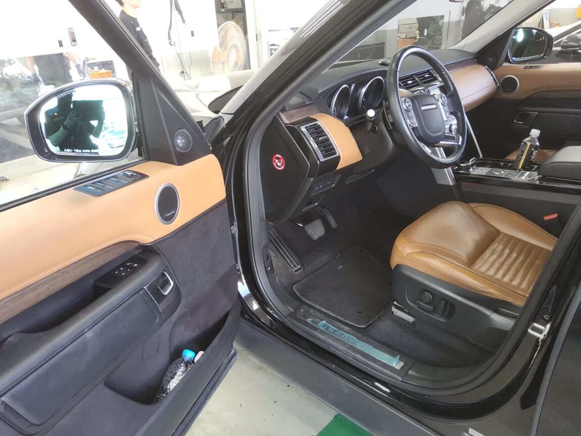 LAND ROVER DISCOVERY 5 3.0 TD6 HSE LUXURY 2017 - zdjęcie 10