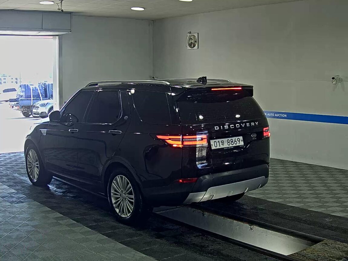 LAND ROVER DISCOVERY 5 3.0 TD6 HSE LUXURY 2017 - zdjęcie 6