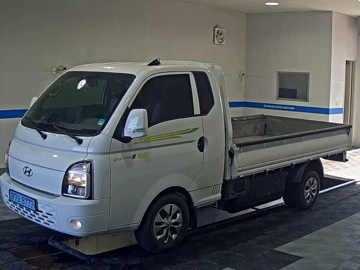 HYUNDAI PORTER II ELECTRIC CARGO SMART SPECIAL 2023 - zdjęcie 2