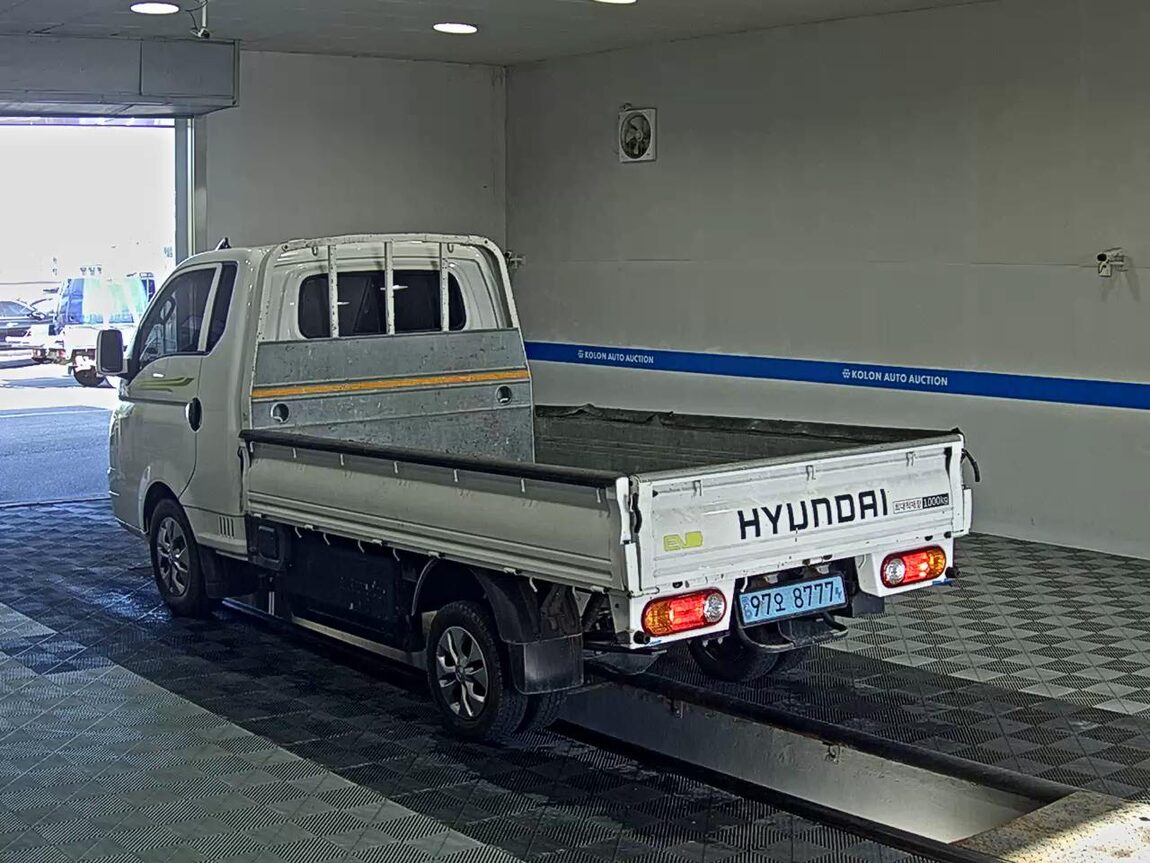 HYUNDAI PORTER II ELECTRIC CARGO SMART SPECIAL 2023 - zdjęcie 6