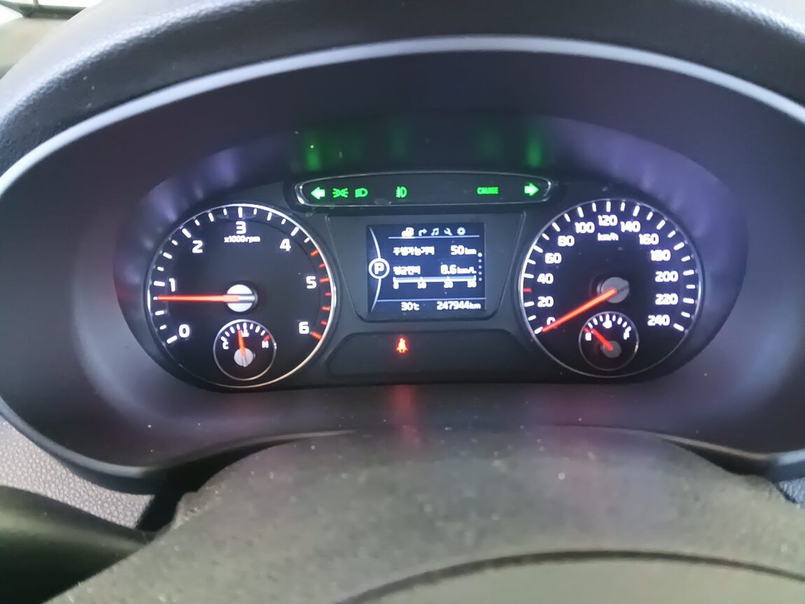 KIA ALL NEW SORENTO R2.2 4WD NOBLESSE 2016 - zdjęcie 9