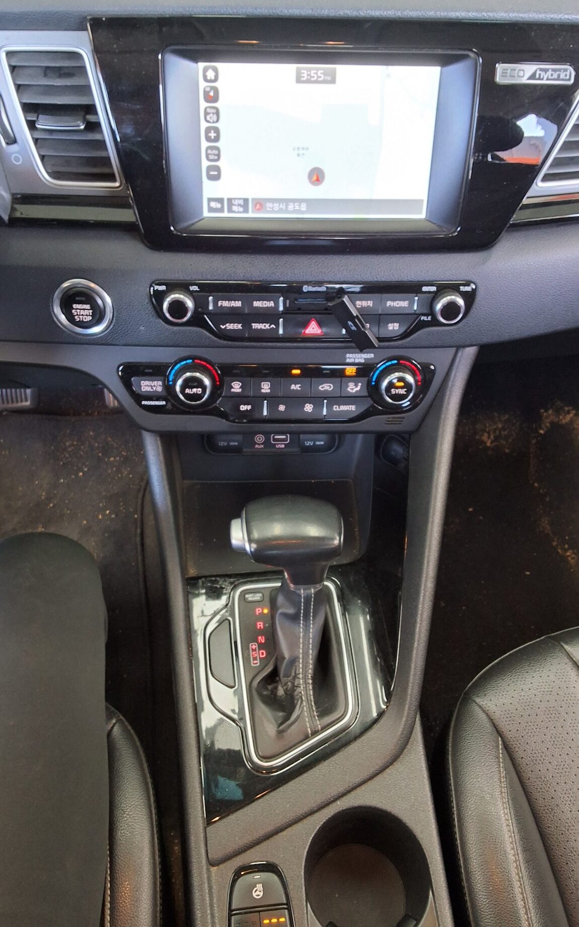 KIA NIRO 1.6 HYBRID PRESTIGE 2017 - zdjęcie 18
