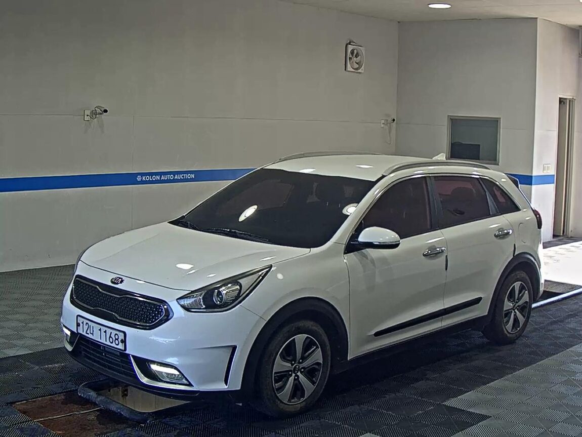 KIA NIRO 1.6 HYBRID PRESTIGE 2017 - zdjęcie 2