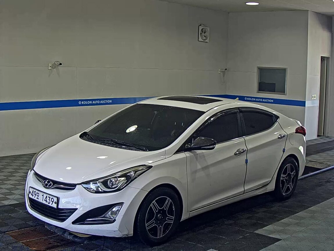 HYUNDAI THE NEW AVANTE MD 1.6 GDi SMART 2015 - zdjęcie 2