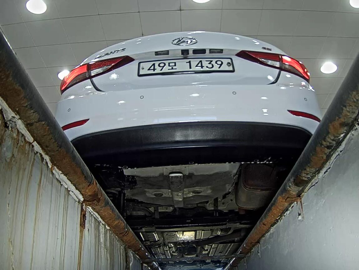 HYUNDAI THE NEW AVANTE MD 1.6 GDi SMART 2015 - zdjęcie 8