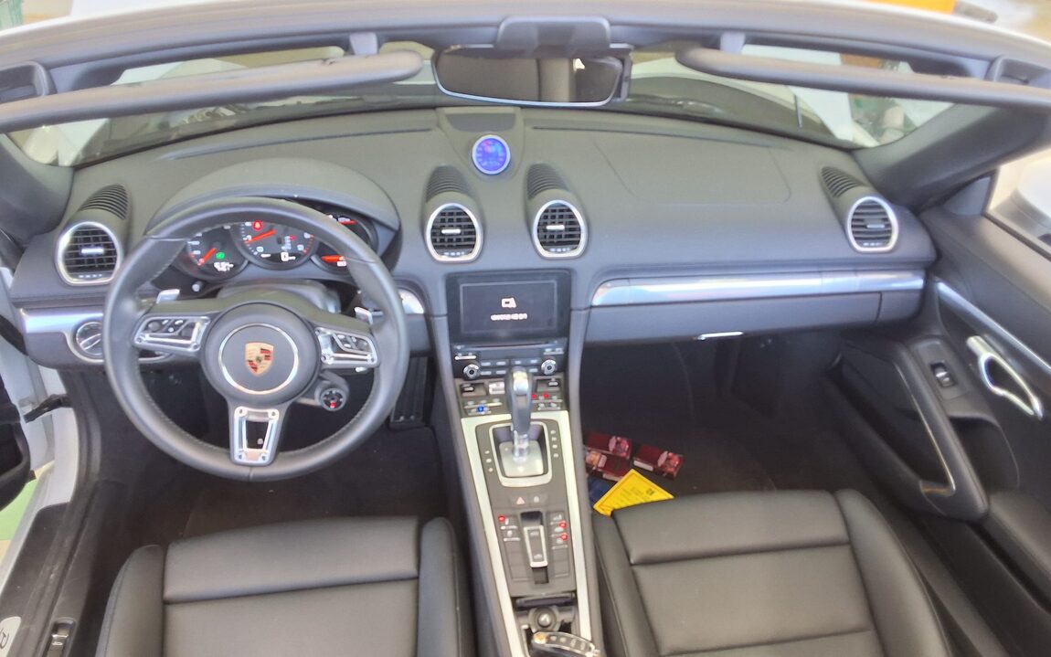 PORSCHE BOXSTER (718) 4.0 GTS 2024 - zdjęcie 11