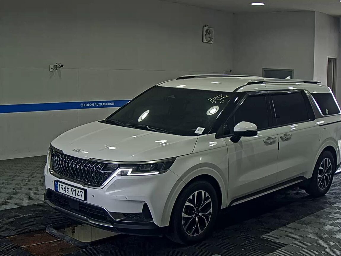 KIA NEW CARNIVAL (KA4) 9-SEATER DIESEL NOBLESSE 2023 - zdjęcie 2