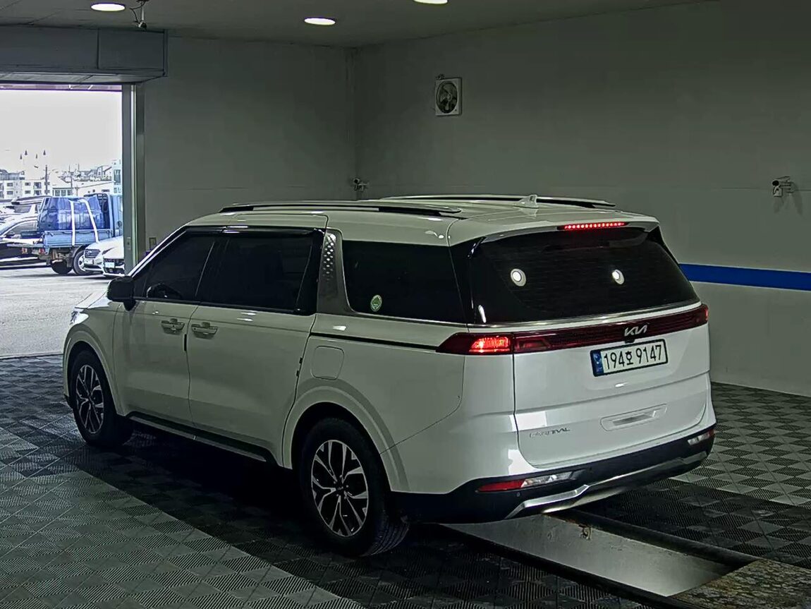 KIA NEW CARNIVAL (KA4) 9-SEATER DIESEL NOBLESSE 2023 - zdjęcie 6