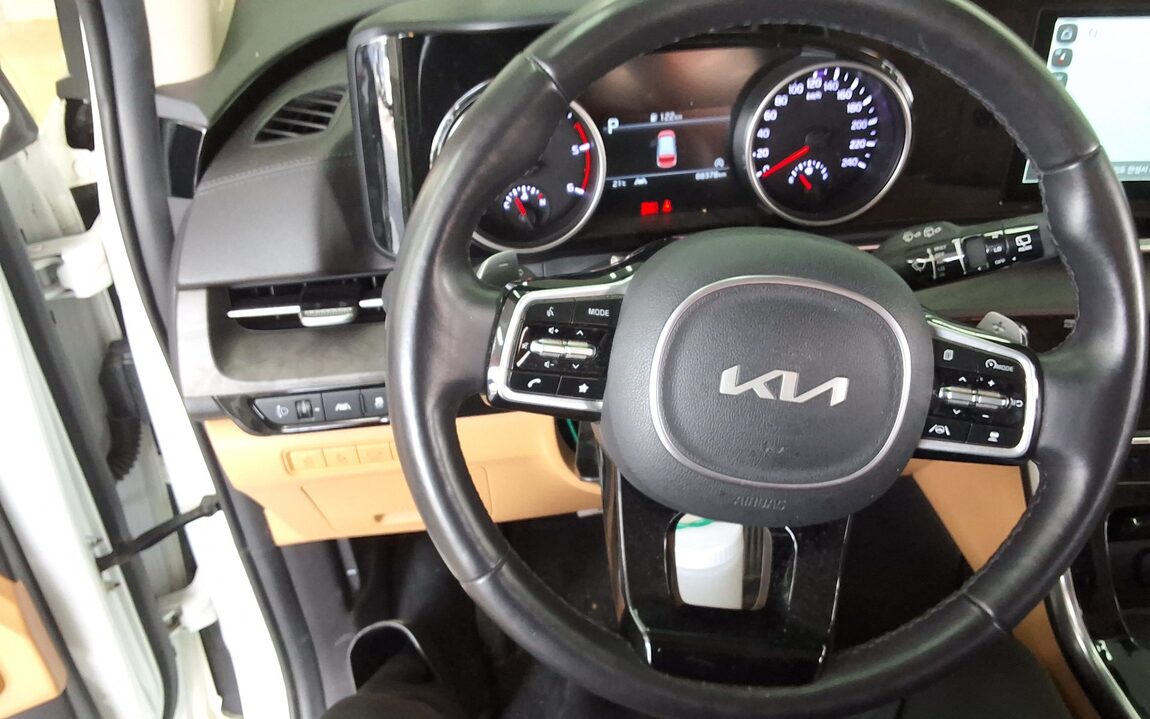 KIA NEW CARNIVAL (KA4) 9-SEATER DIESEL NOBLESSE 2023 - zdjęcie 28