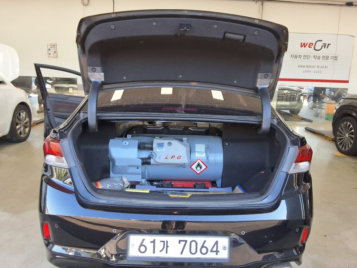HYUNDAI LF SONATA NEW RISE LPi RENTAL CAR PREMIUM 2018 - zdjęcie 16