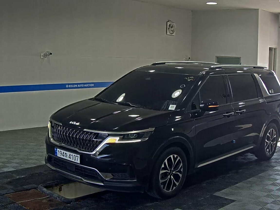 KIA NEW CARNIVAL (KA4) 9-SEATER DIESEL NOBLESSE 2023 - zdjęcie 2