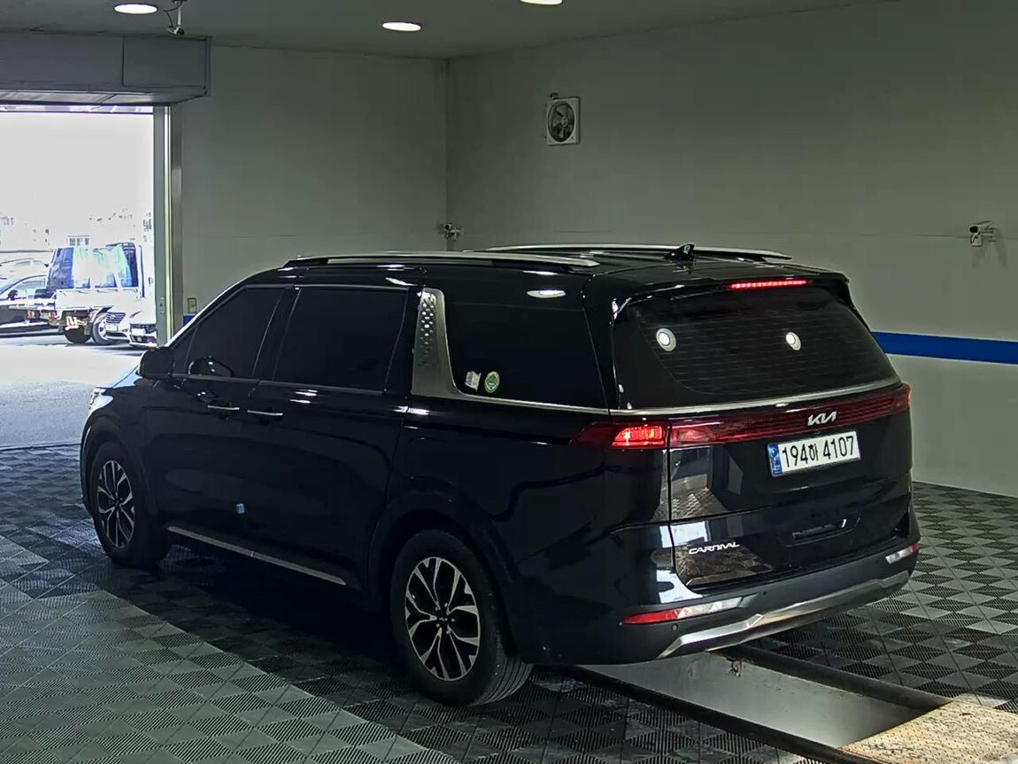 KIA NEW CARNIVAL (KA4) 9-SEATER DIESEL NOBLESSE 2023 - zdjęcie 6