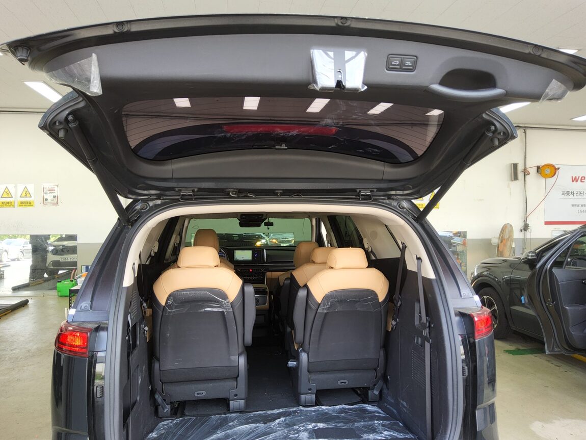 KIA NEW CARNIVAL (KA4) 9-SEATER DIESEL NOBLESSE 2023 - zdjęcie 22