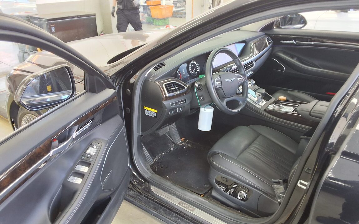 GENESIS G90 3.3T AWD PREMIUM LUXURY 2020 - zdjęcie 10