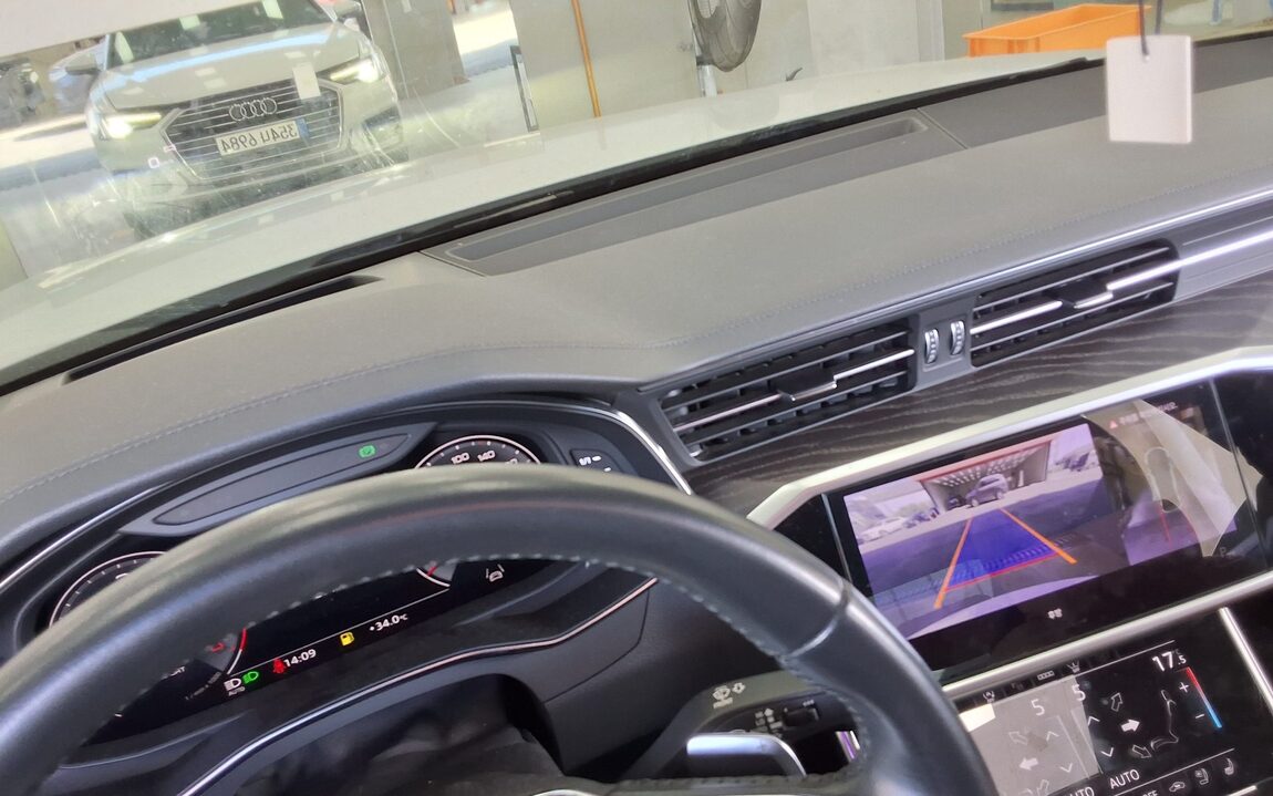 AUDI A6 (5TH GEN) 40 TDI QUATTRO PREMIUM 2021 - zdjęcie 19