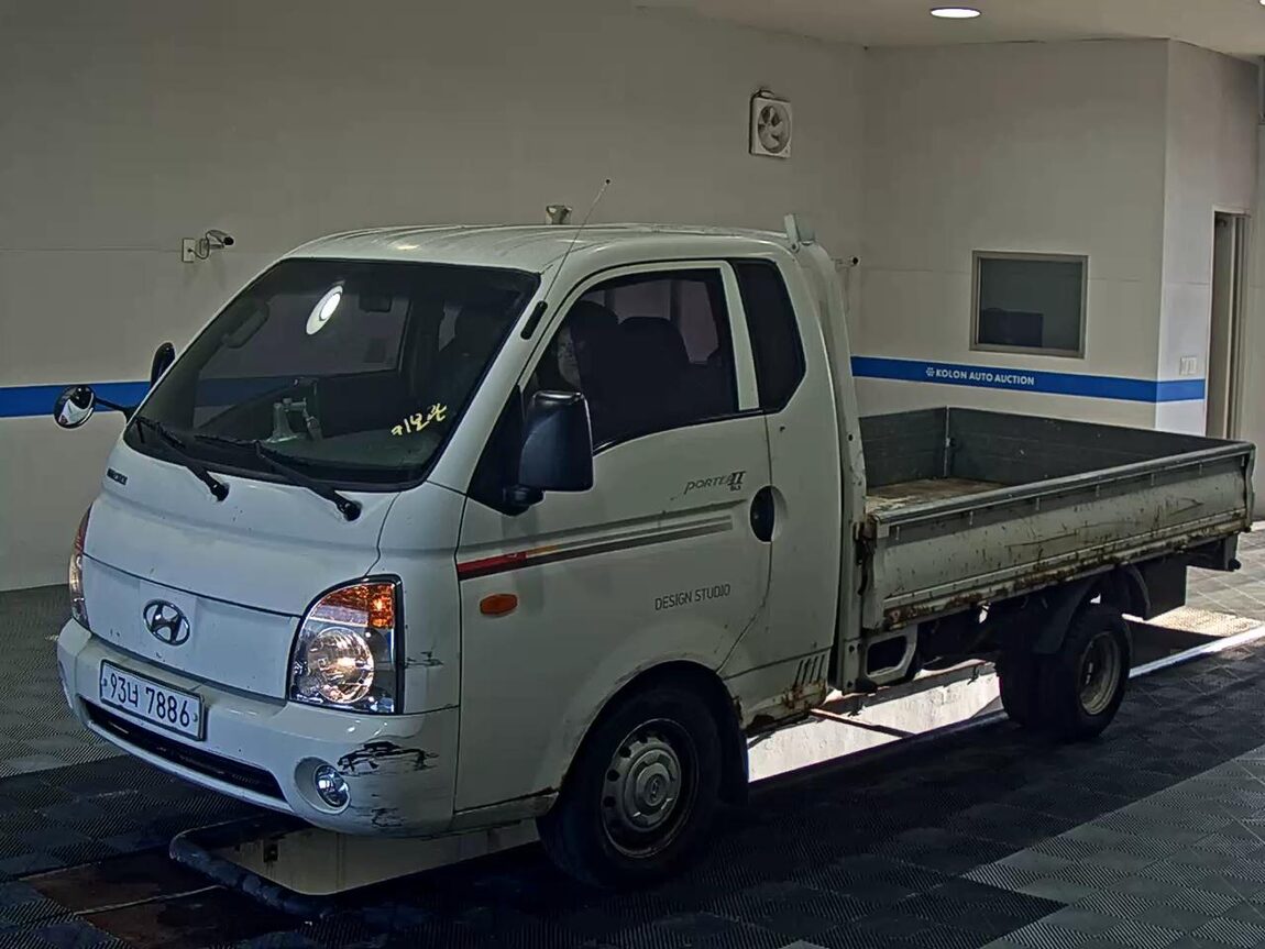 HYUNDAI PORTER II CRDi SUPER CAB EXTRA LONG WHEELBASE DELUXE 2012 - zdjęcie 2