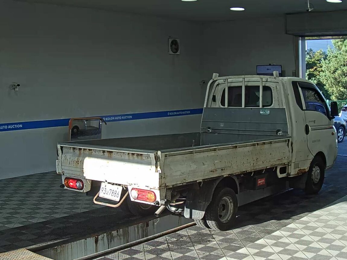 HYUNDAI PORTER II CRDi SUPER CAB EXTRA LONG WHEELBASE DELUXE 2012 - zdjęcie 5