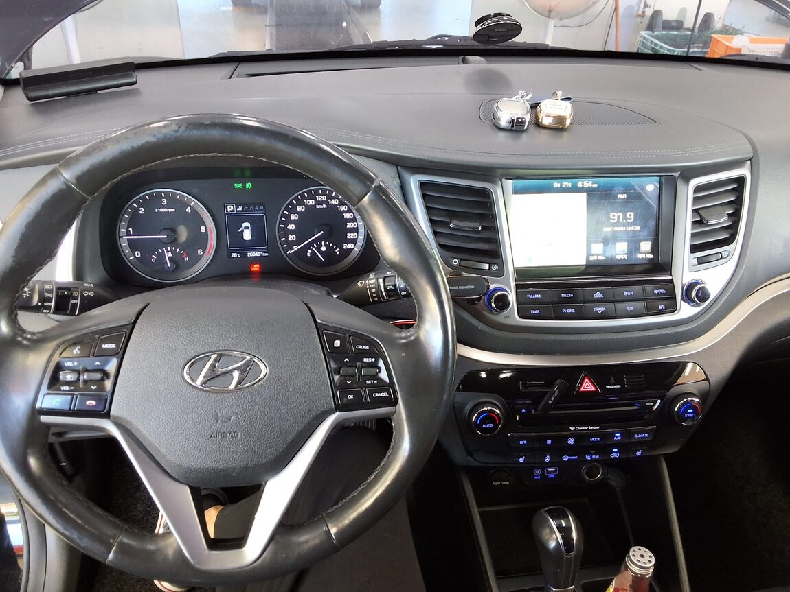 HYUNDAI ALL NEW TUCSON DIESEL R2.0 4WD MODERN 2016 - zdjęcie 18