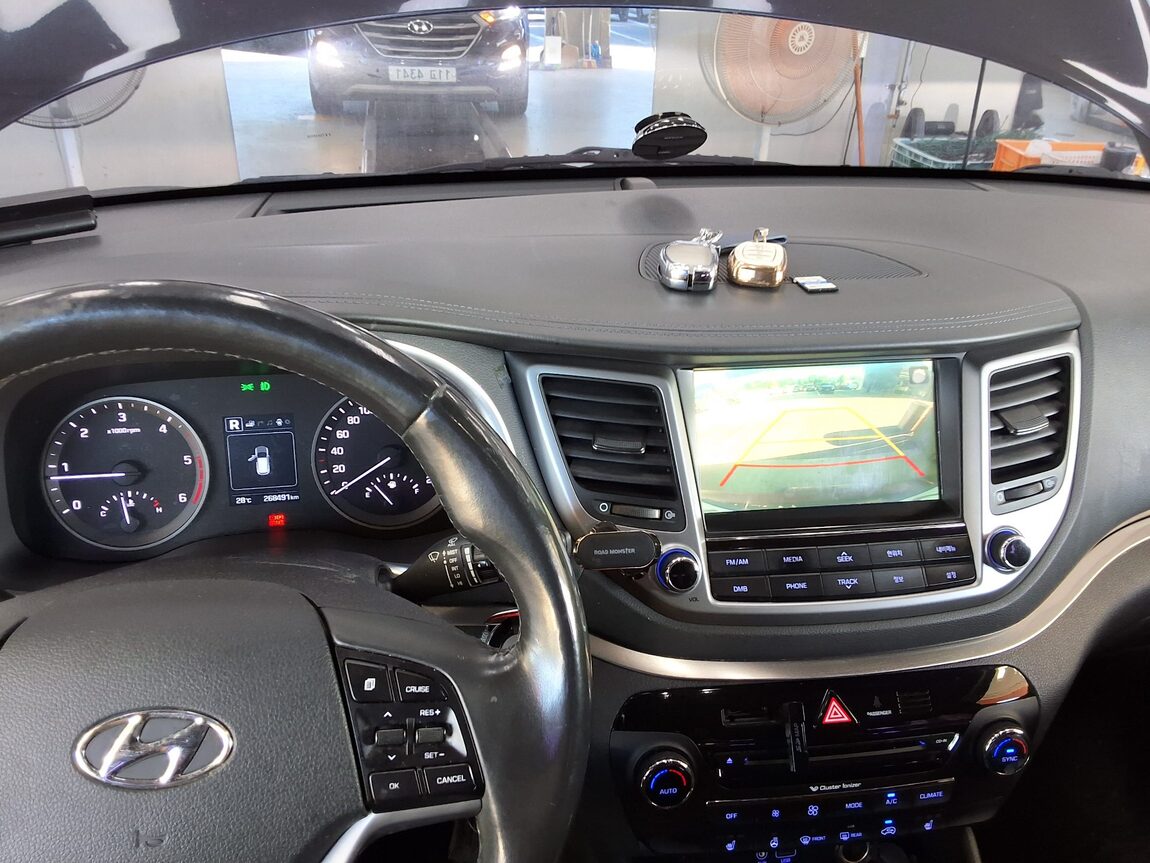 HYUNDAI ALL NEW TUCSON DIESEL R2.0 4WD MODERN 2016 - zdjęcie 19