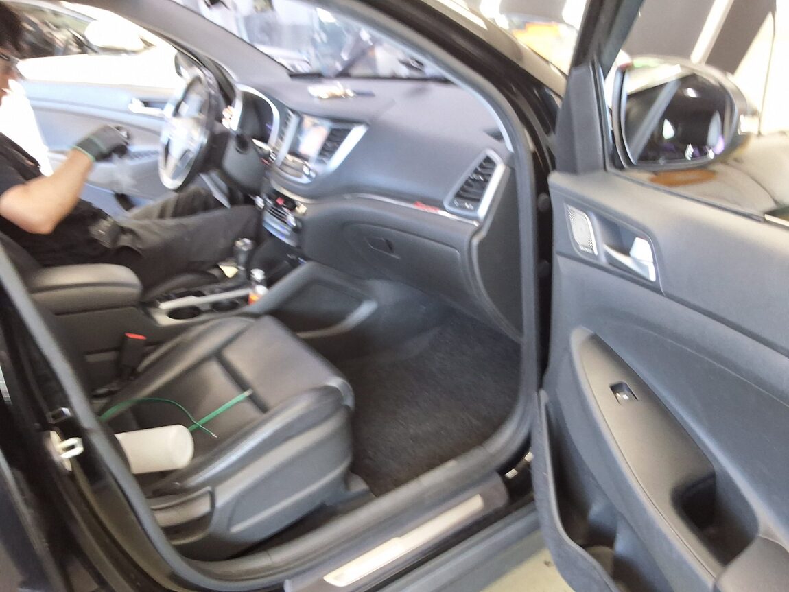 HYUNDAI ALL NEW TUCSON DIESEL R2.0 4WD MODERN 2016 - zdjęcie 15