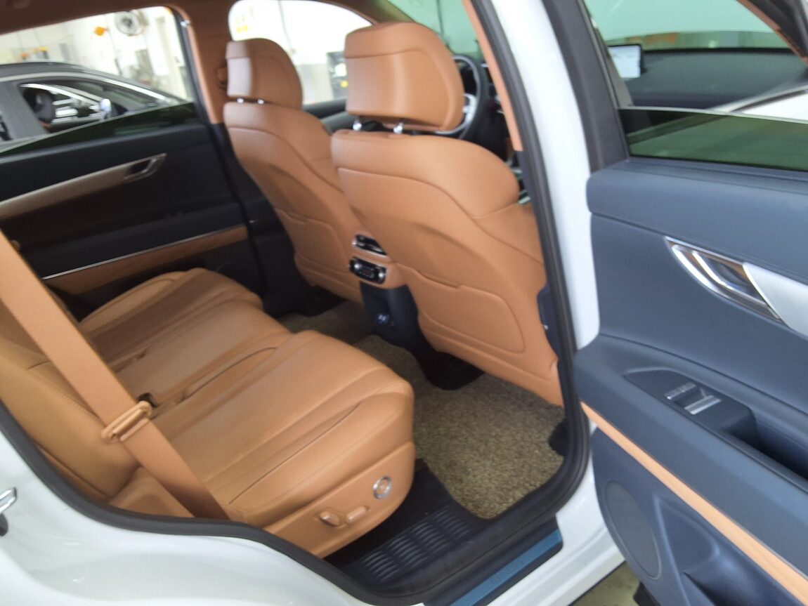 GENESIS GV80 2.5 GASOLINE AWD BASE MODEL 2023 - zdjęcie 18