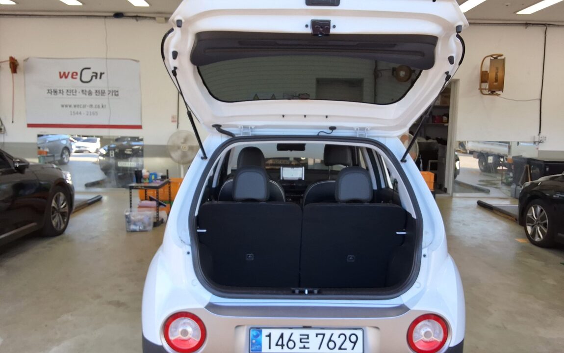 HYUNDAI CASPER GASOLINE 1.0 TURBO THE ESSENTIAL 2024 - zdjęcie 15