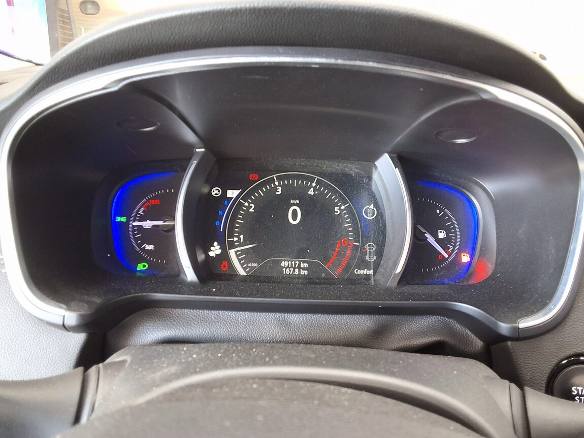 RENAULT (SAMSUNG) SM6 2.0 GDe LE 2016 - zdjęcie 10